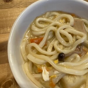 鍋のシメにとろとろ♥卵とじラーメン。